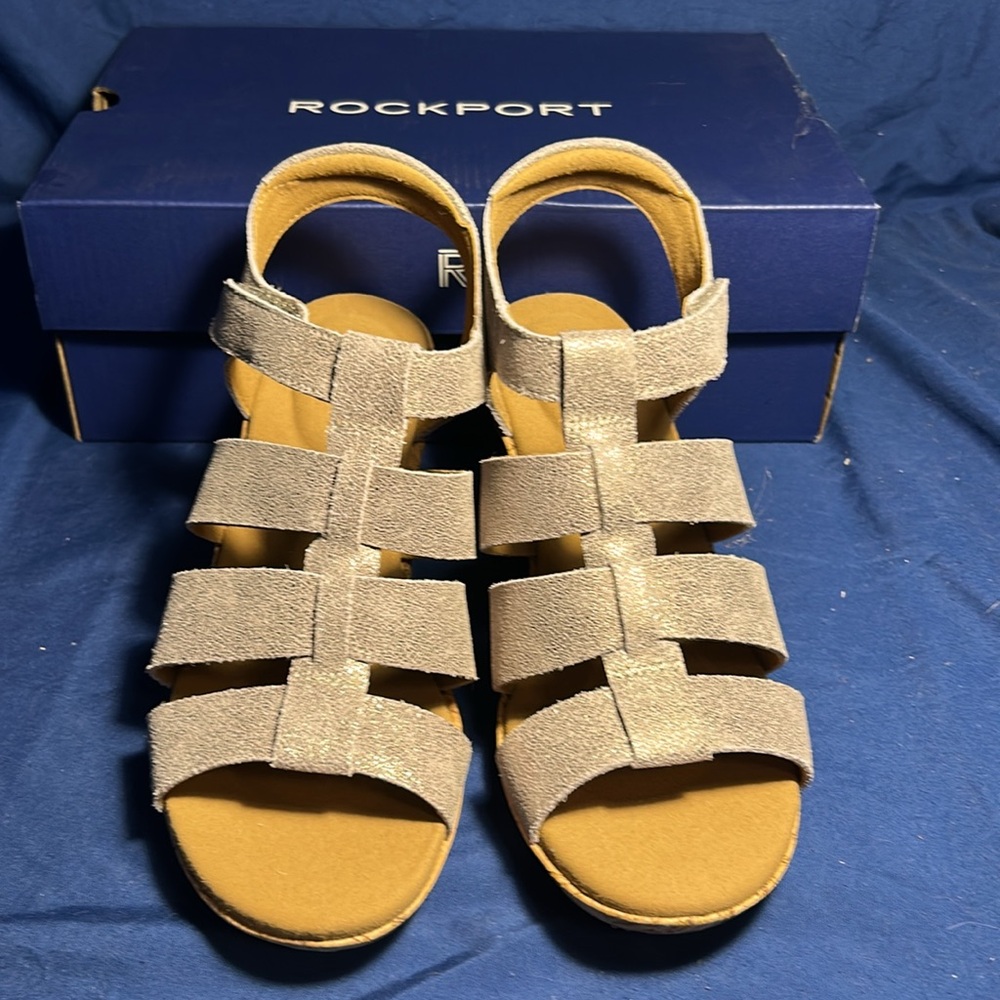 rockport- Briah new gladiator, grey tan, 6.5 women sw - Picture 2 of 5